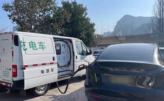 龙胜汽车搭电